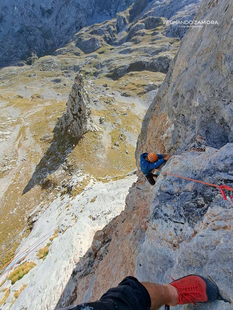 Escalada Prohibido Quejarse en Peña Castil