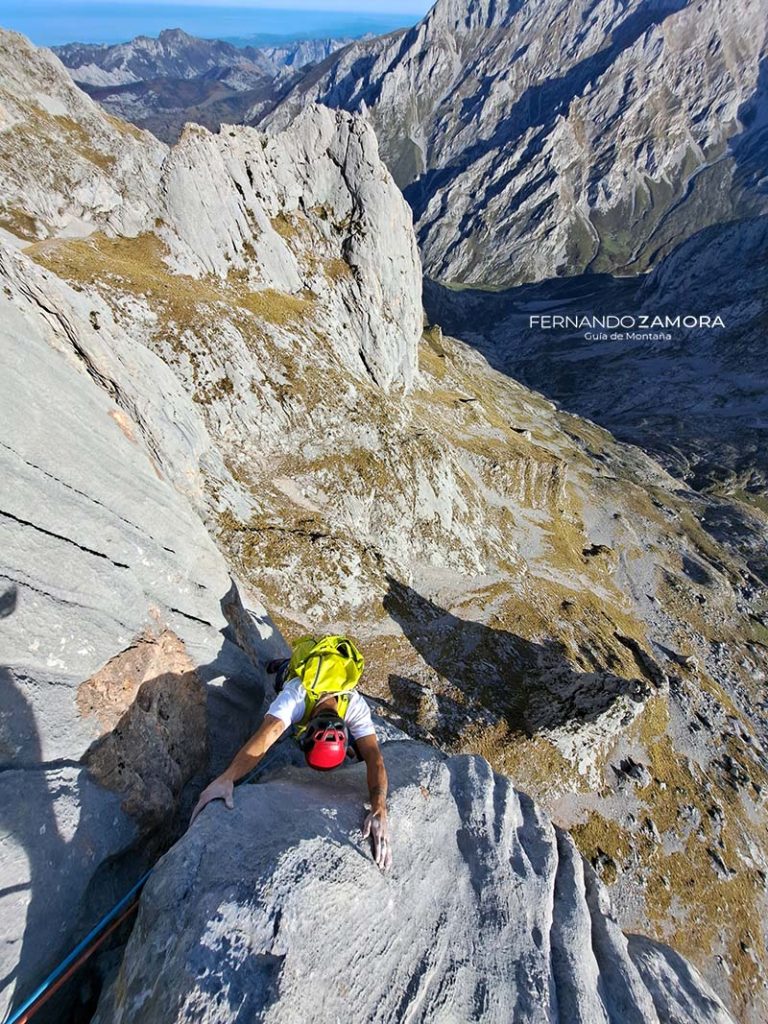 Escalada Prohibido Quejarse en Peña Castil