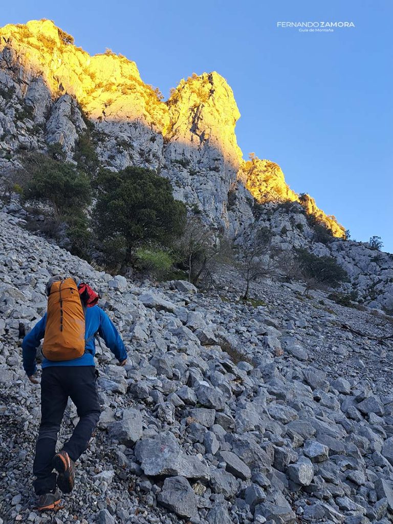 Escalada espolón trecerreu cuetu dave